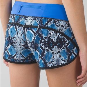 Lululemon Speed Up Shorts Snake Caspian Print